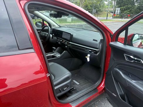 Certified 2026 Kia Sportage SX FWD image 22