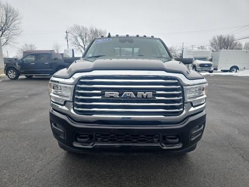 Used 2023 RAM 2500 Limited image 3