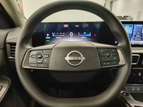 New 2026 Nissan Sentra SV w/ Floor Mat Package FWD image 18