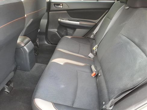 Used 2017 Subaru Crosstrek 2.0i Premium image 16