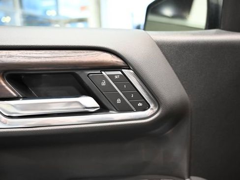 New 2026 GMC Sierra 1500 SLT w/ SLT Premium Plus Package image 30