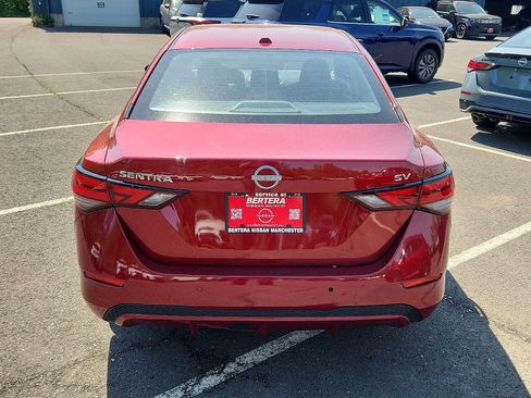 Used 2024 Nissan Sentra SV FWD image 5