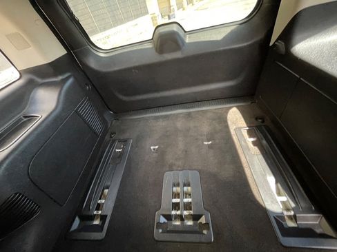 Used 2014 Chevrolet Tahoe LT w/ Luxury Package RWD image 41
