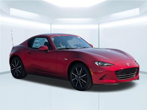 New 2026 MAZDA MX-5 Miata RF Grand Touring RWD image 8