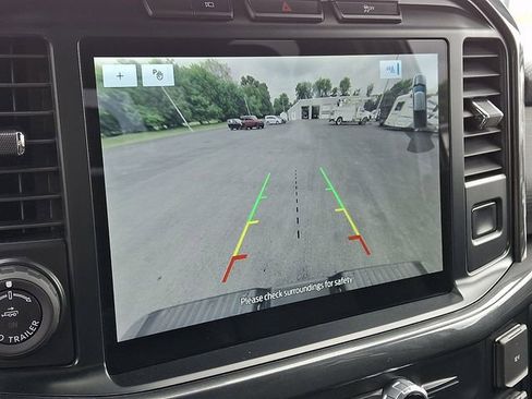 Used 2022 Ford F150 XLT w/ Equipment Group 302A High AWD/4WD image 4