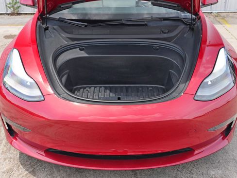 Used 2023 Tesla Model 3 Standard Range image 8