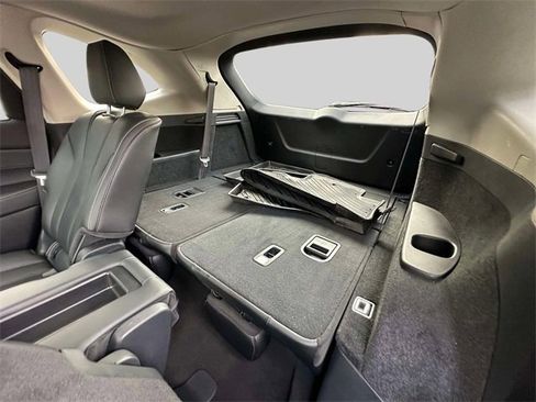 Used 2023 Acura MDX SH-AWD w/ Technology Package image 20