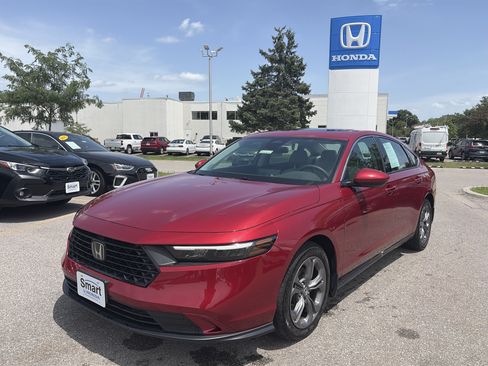 Used 2024 Honda Accord EX image 1