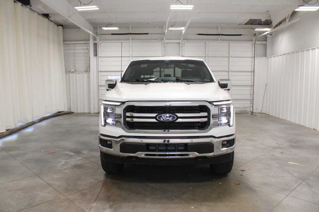 Used 2025 Ford F150 Lariat w/ Equipment Group 502A High AWD/4WD image 3