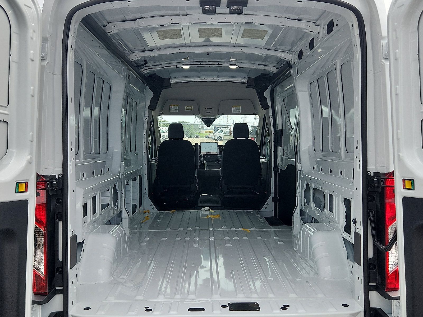 New 2026 Ford Transit 250 148 Medium Roof RWD image 13