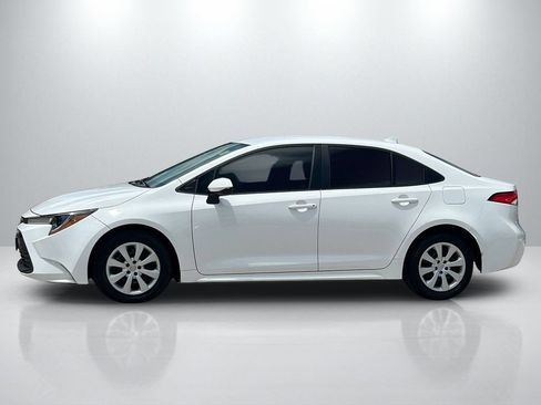 Used 2024 Toyota Corolla LE FWD image 8