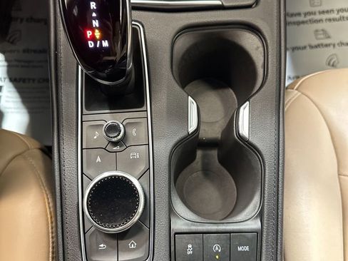 Used 2025 Cadillac XT4 Premium Luxury AWD/4WD image 31