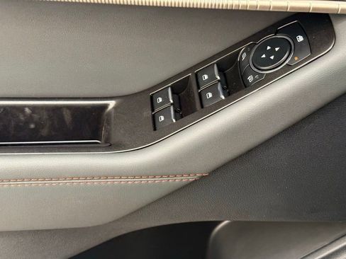 New 2025 Ford Explorer Active image 22