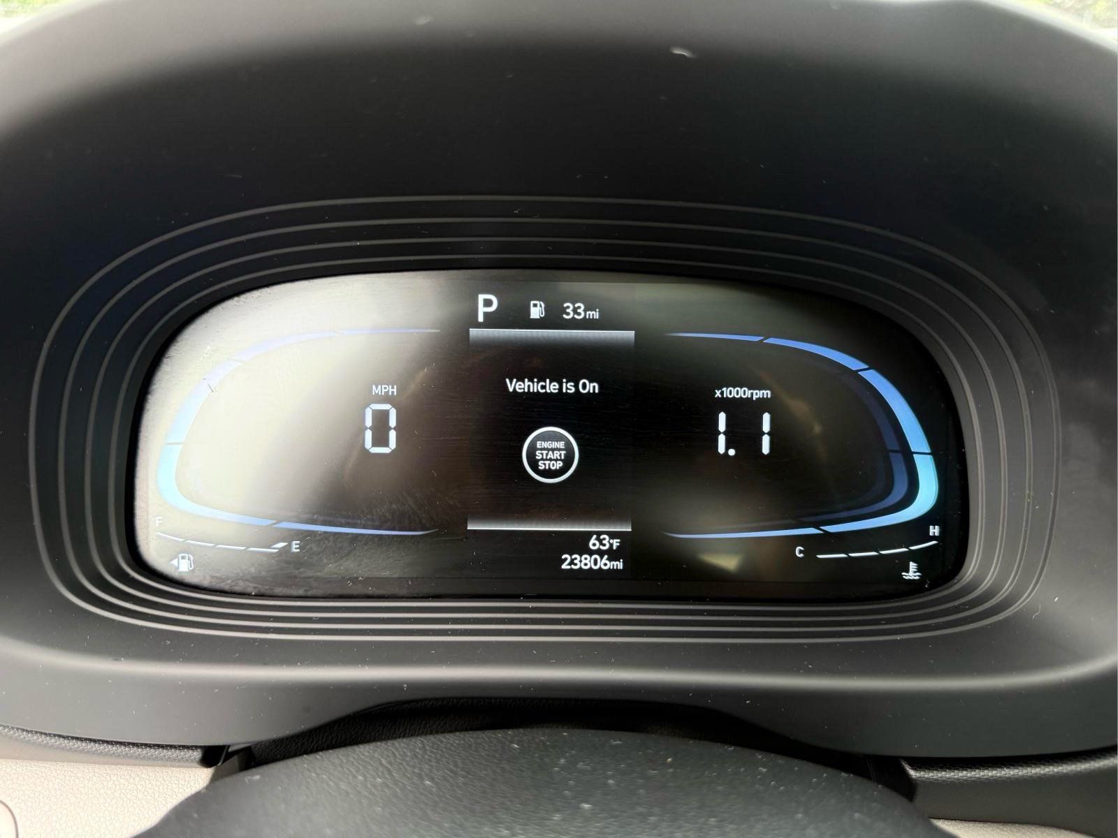 Used 2025 Hyundai Venue SEL FWD image 29