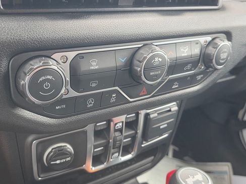 New 2026 Jeep Wrangler Unlimited Sport AWD/4WD image 17