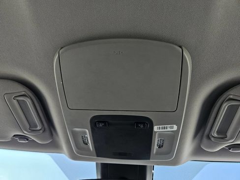 Used 2024 Toyota Camry SE FWD image 19