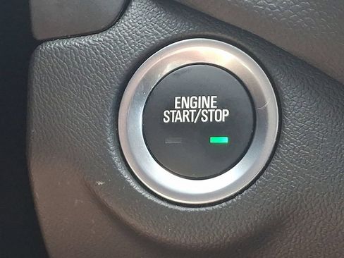 Certified 2024 Chevrolet Equinox LT FWD image 24