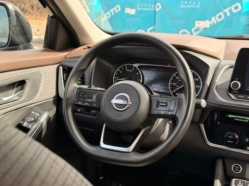 Used 2022 Nissan Rogue SV AWD/4WD image 19