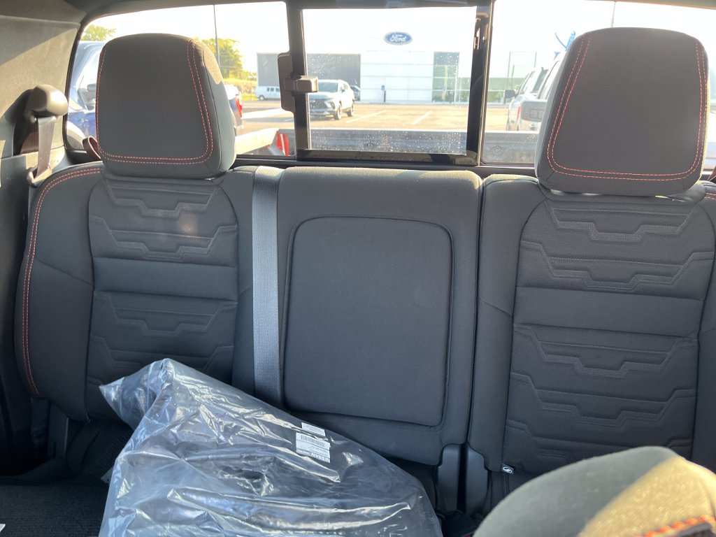 Used 2025 Nissan Frontier PRO-4X w/ Interior Protection Package AWD/4WD image 14