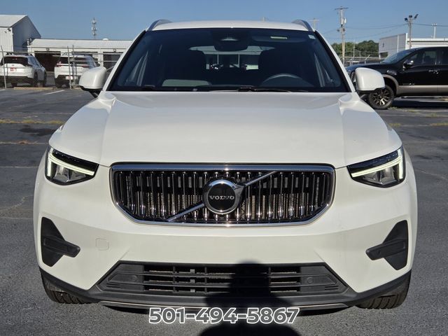 Used 2024 Volvo XC40 B5 Core AWD/4WD image 8