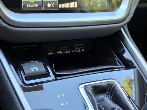 New 2025 Subaru Outback Premium image 23