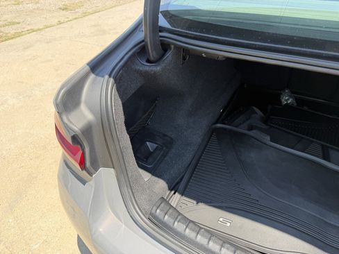 Used 2021 BMW 540i w/ M Sport Package RWD image 4