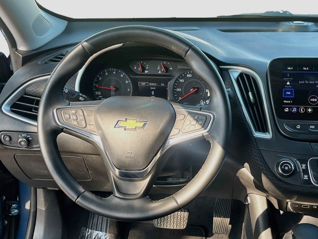 Used 2024 Chevrolet Malibu RS FWD image 20