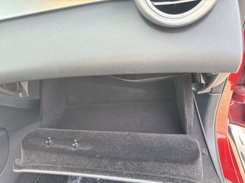 Used 2016 Mercedes-Benz GLC 300 4MATIC w/ Driver Assistance Package image 30