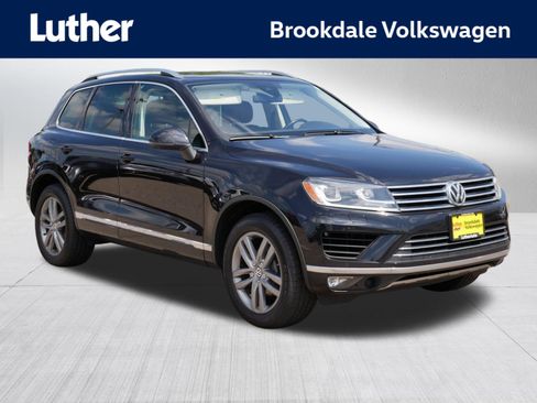 Used 2016 Volkswagen Touareg VR6 AWD/4WD image 1