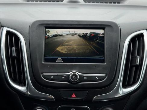 Used 2019 Chevrolet Equinox LT FWD image 4