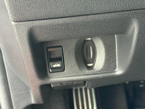 Used 2015 Nissan GT-R Black Edition image 39