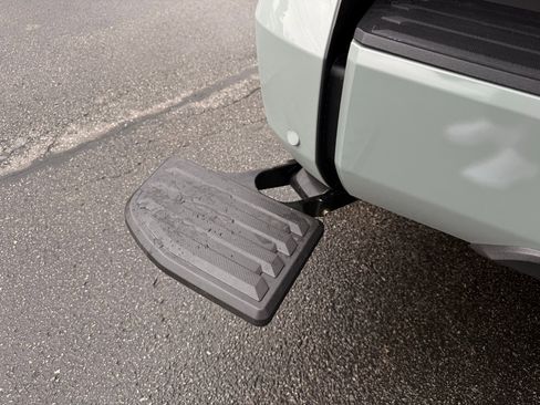 Used 2025 Toyota Tundra Platinum image 12