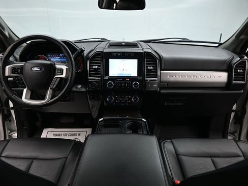 Used 2021 Ford F250 Lariat w/ Lariat Ultimate Package AWD/4WD image 19