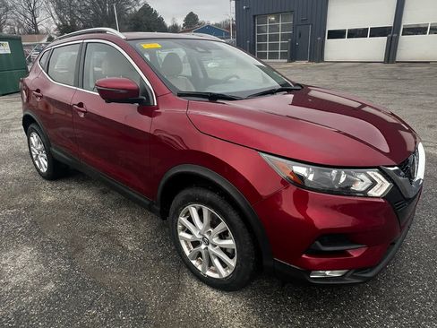 Used 2022 Nissan Rogue Sport SV w/ Technology Package image 7