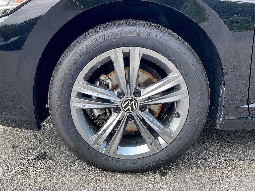 Used 2024 Volkswagen Jetta SE FWD image 7