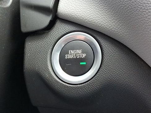 Used 2024 Chevrolet Equinox LS AWD/4WD image 23