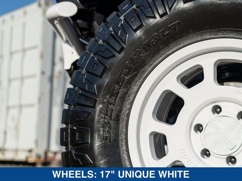 New 2025 Ford Bronco Heritage Edition AWD/4WD image 27