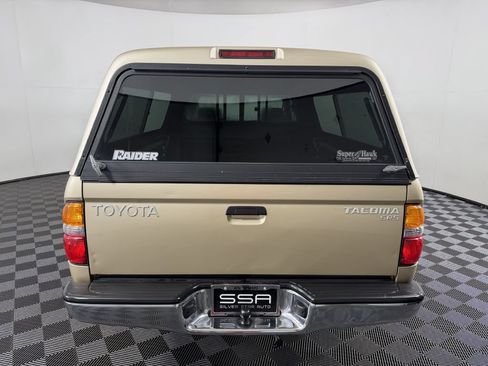 Used 2002 Toyota Tacoma 2WD Xtracab image 7