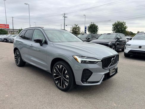 New 2026 Volvo XC60 B5 Ultra w/ Protection Package Premier image 7