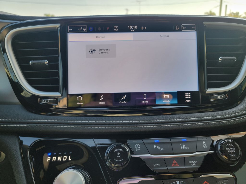 New 2026 Chrysler Pacifica Select FWD image 18