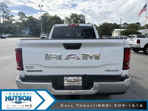 Used 2026 RAM 2500 Big Horn AWD/4WD image 7
