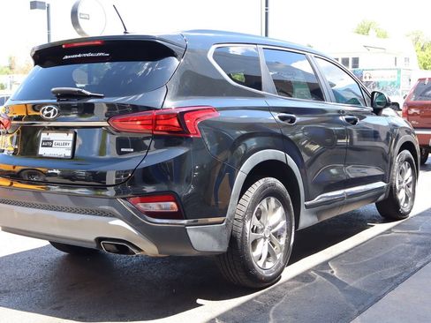 Used 2019 Hyundai Santa Fe SE AWD/4WD image 5