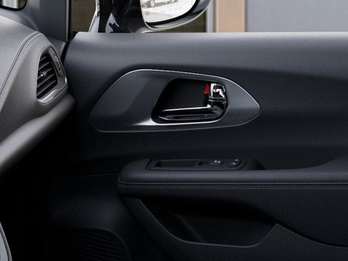 New 2026 Chrysler Pacifica Select image 51