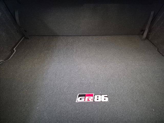 Used 2025 Toyota GR86 Premium RWD image 6