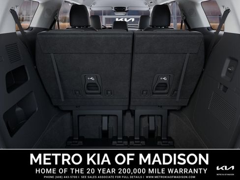 New 2026 Kia Carnival EX FWD image 19