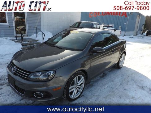 Used 2015 Volkswagen Eos Executive FWD image 1