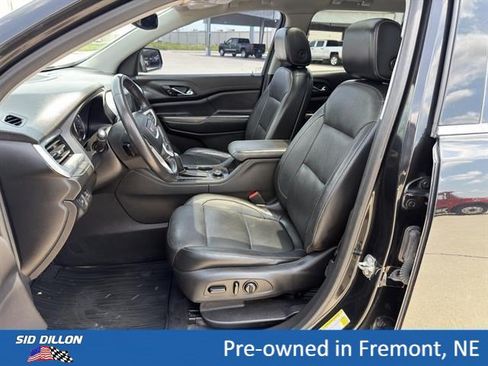 Used 2019 GMC Acadia SLT AWD/4WD image 15