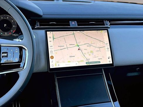 New 2026 Land Rover Range Rover Velar Dynamic SE AWD/4WD image 6