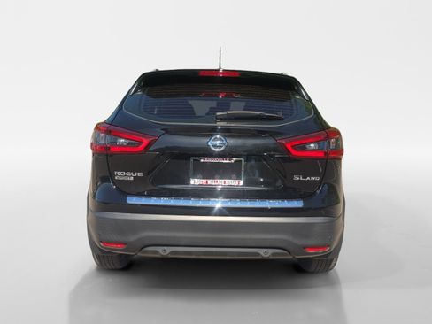 Certified 2022 Nissan Rogue Sport SL w/ Premium Package AWD/4WD image 4