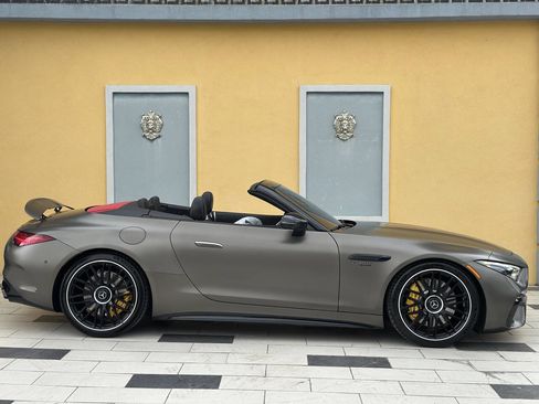 Used 2022 Mercedes-Benz SL 63 AMG 4MATIC image 20
